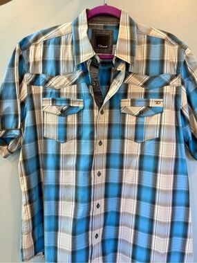 7 Diamonds Men’s Blue and White Plaid Short-Sleeve Button-Down Shirt